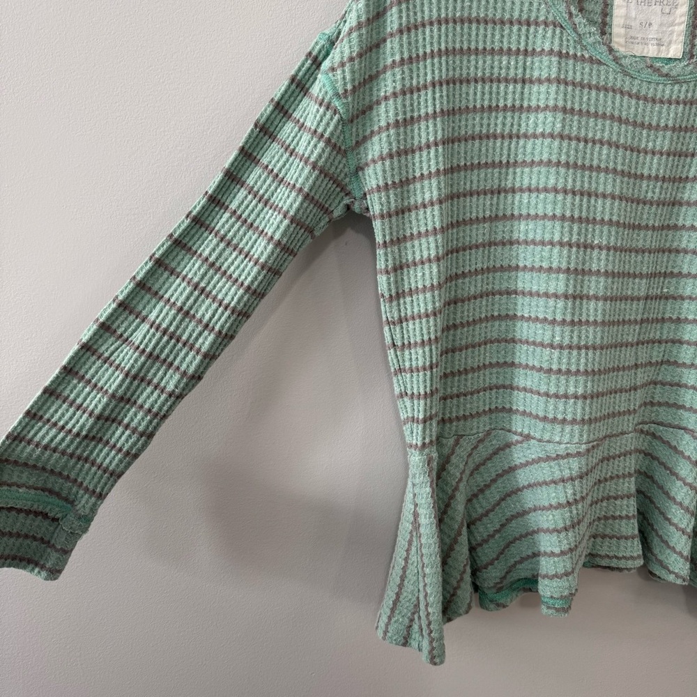 Free People Auntie Em Thermal Waffle Knit Top Oversized Peplum Small - Picture 5 of 14